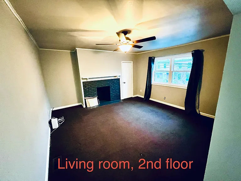 552 Bath St #2 — Photo 3