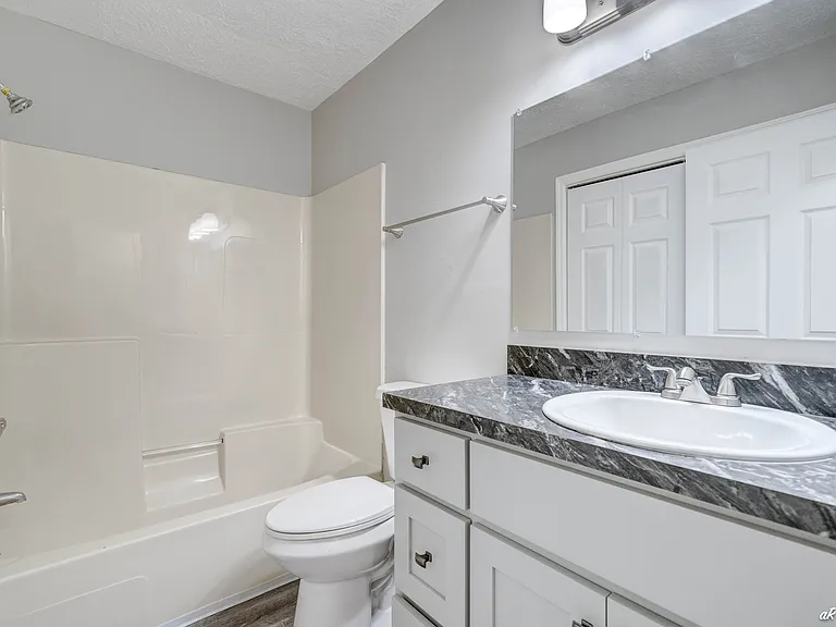 3712 Burnham Way — Photo 11