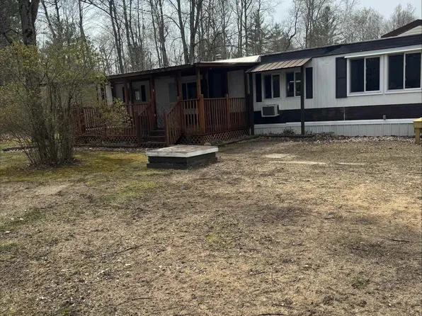 2438 S Long Rd, Beaverton, MI 48612