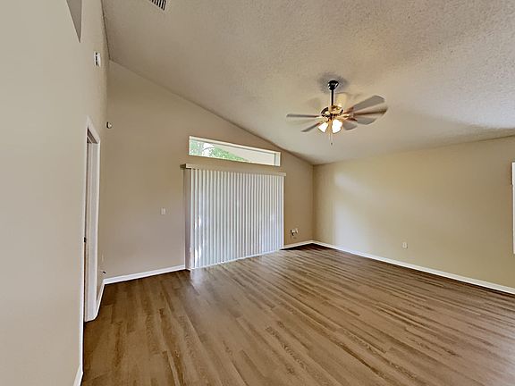 5th image of 13218 Woodsedge Way