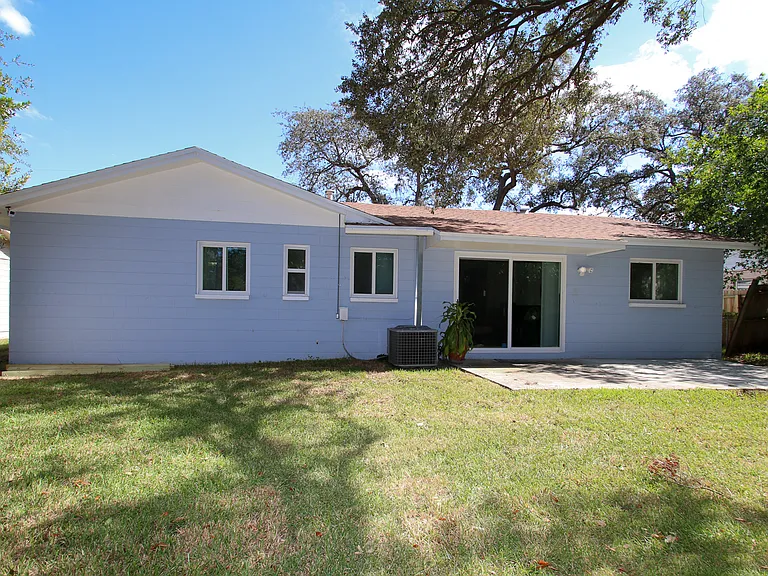 10926 N 29th Streethillsborough Country — Photo 10