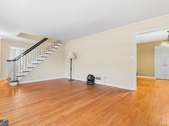 5th image of 511 Hardeman Ave