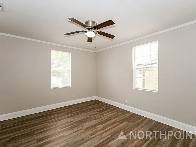 9776 Hogan Rd — Photo 10
