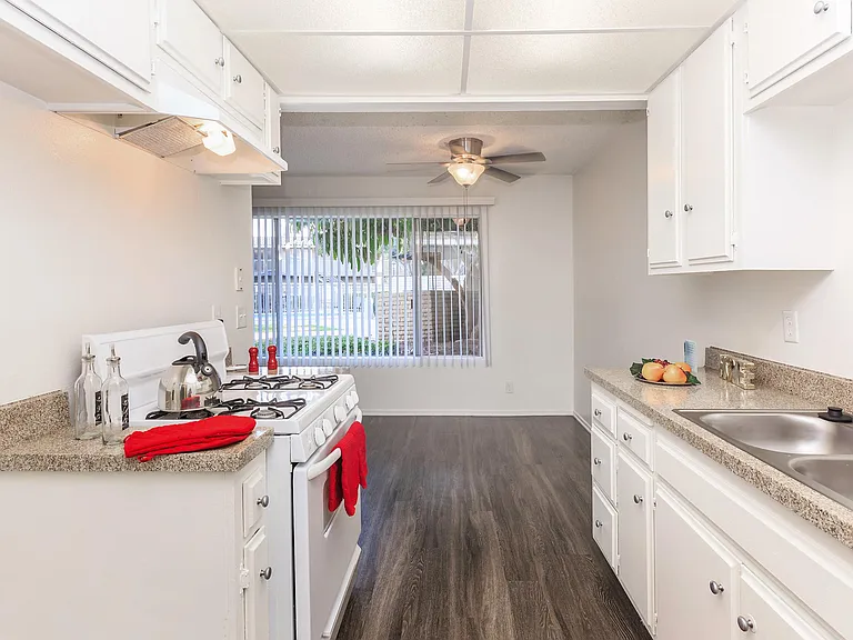 Camino Pueblo and El Rancho Apartment Homes — Photo 16