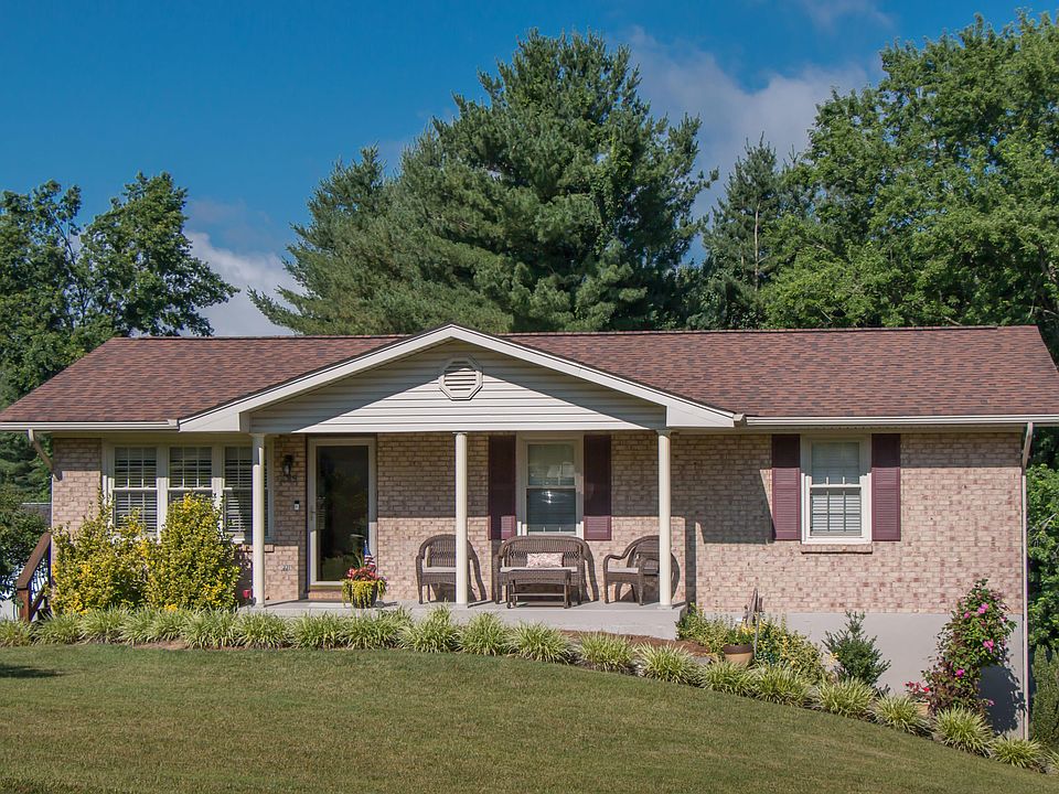 1st image of 282 Bellehaven Dr