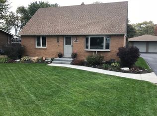 7935 S 88th Ave, Justice, IL 60458
