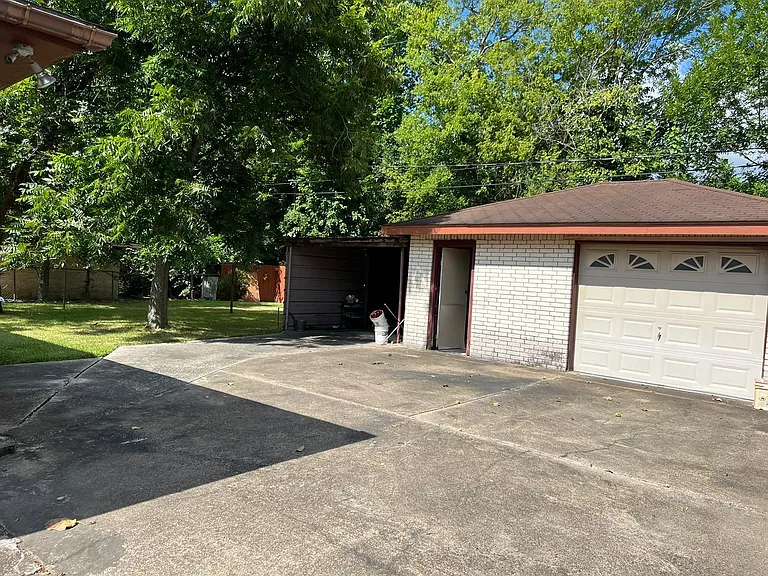 13015 Glenda St — Photo 11