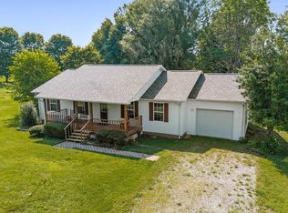 151 Cullom Lands Ln, Livingston, TN 38570