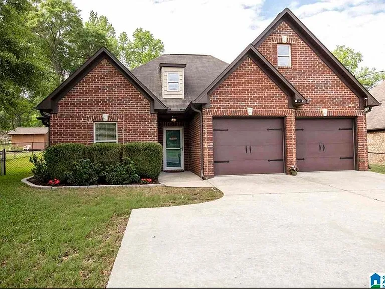 235 Odum Rd — Photo 1
