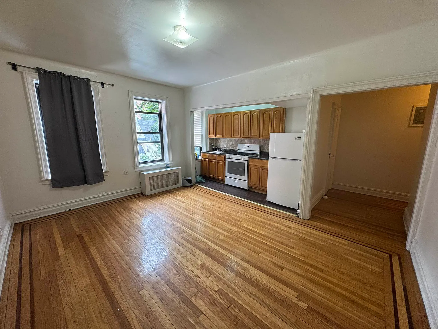 85-21 Lefferts Blvd — Photo 4