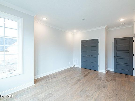5th image of 1654 Misty Lake Dr