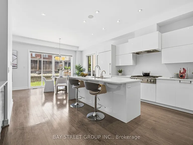 16 Farrell Rd — Photo 12