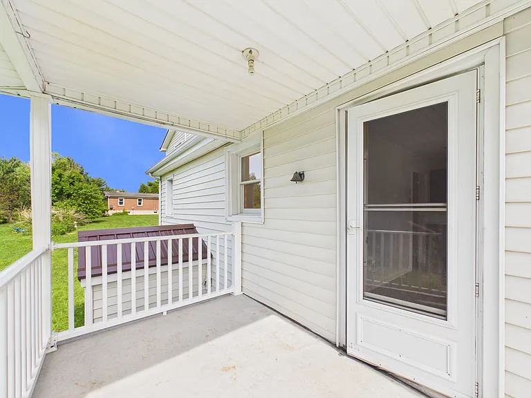 3954 Crabapple Rd — Photo 16