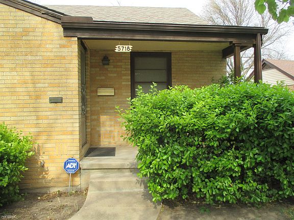 3. 5718 Rockwood Rd, Front Porch