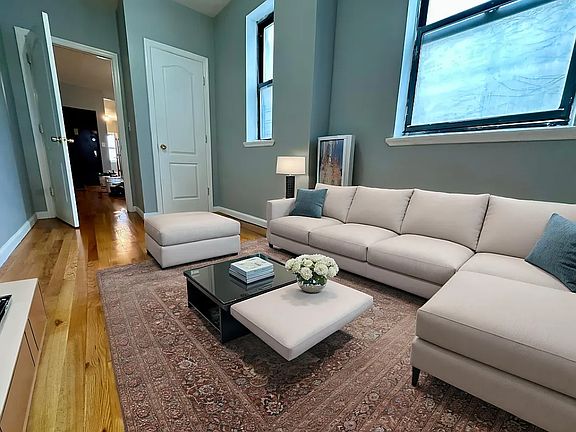 4th image of 2318 Bedford Ave #3B