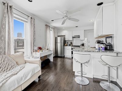 46 Lewis St APT 10, Boston, MA, 02113
