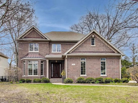 2300 Dehne Rd, Northbrook, IL 60062