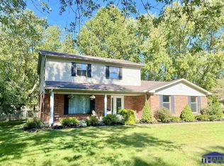 4710 Woodshire Dr, Terre Haute, IN 47803