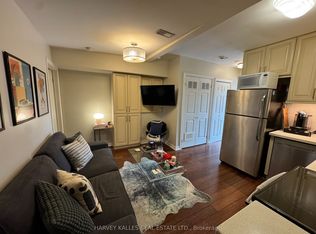 904 Bloor St W #3, Toronto, ON M6H 1L1