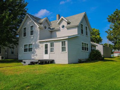 204 W 2nd St, Starbuck, MN, 56381