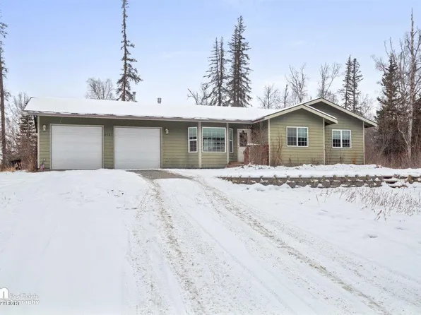 2521 S Rue De La Paix Loop, Wasilla, AK 99654