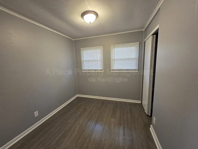 6042 Hancock Ave — Photo 8