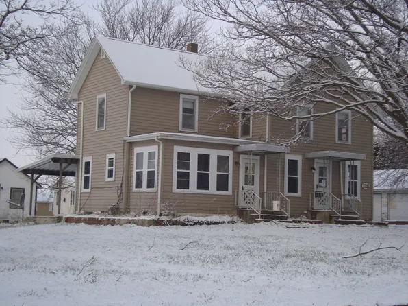 115 Randolph St, Cuba City, WI 53807