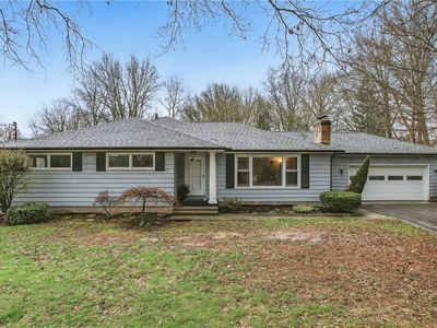 836 Karen Ln, Hermitage, PA, 16148