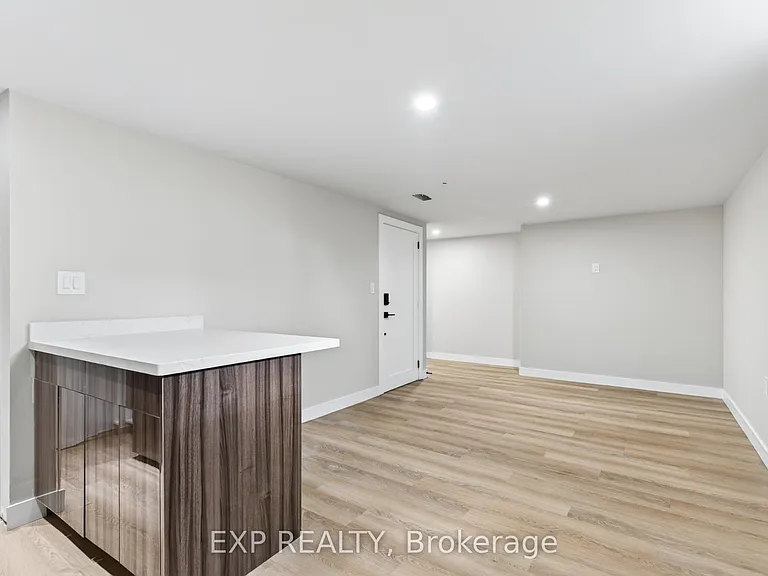 263 Anne St N #2 — Photo 5