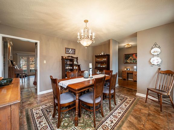 5th image of 140 Canyon Creek Ct