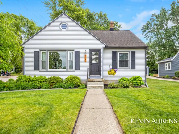 3610 Crystal St SW, Grandville, MI 49418