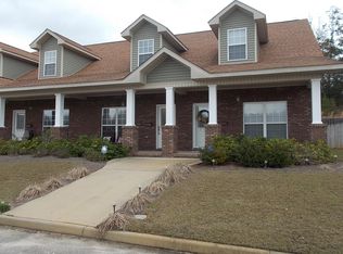 324 Stratford Dr, Ozark, AL 36360