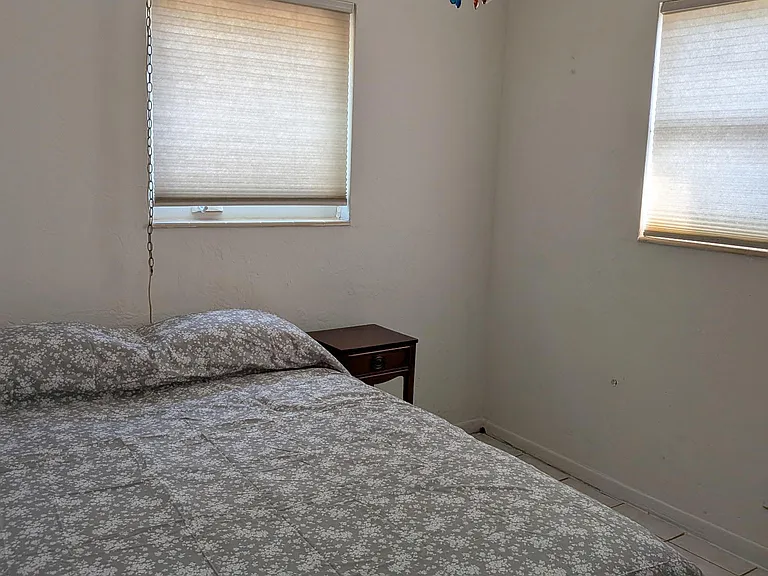 4180 NW 11th Ave — Photo 3