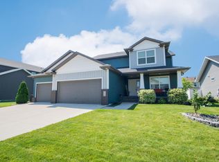 3044 Katherine Dr, West Fargo, ND 58078