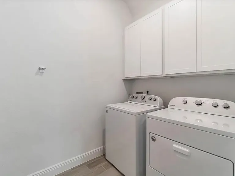 7446 Alpine Butterfly Ln — Photo 36