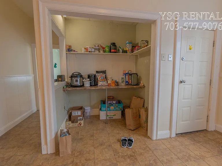 22 Suffolk St #1 — Photo 22