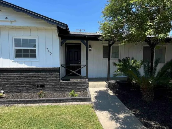 940 E Lyndale Drive, Tulare, CA 93274