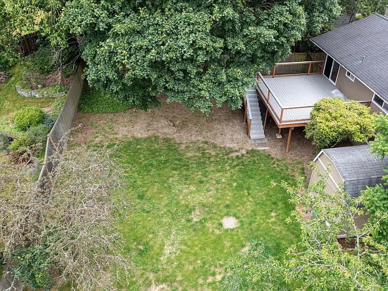 8836 NE 138th St — Photo 14