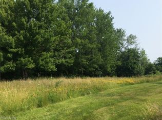 Hunt Rd, Strongsville, OH 44136