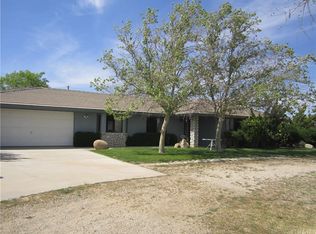 8568 Smith Rd, Phelan, CA 92371