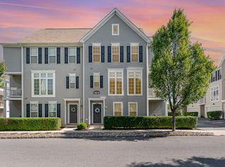 3034 Meridian Cmns E, Mechanicsburg, PA 17055