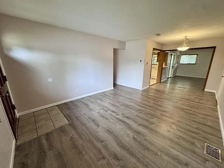 3031 S Flamingo Way — Photo 5