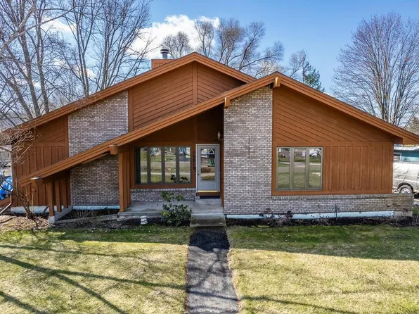 W10919 Bayview Drive, Lodi, WI 53555