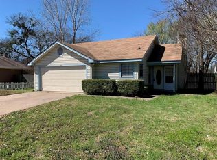 833 Linda Dr, Terrell, TX 75160