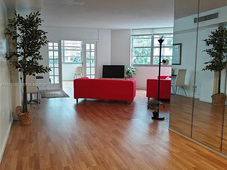 825 Brickell Bay Dr #350 — Photo 31