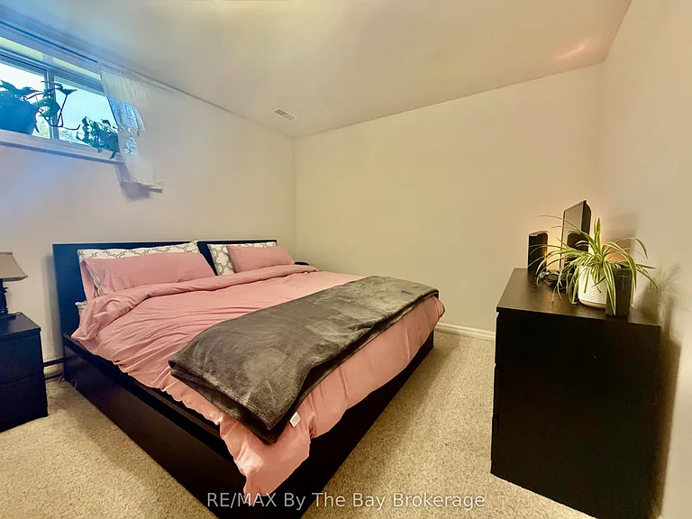 24 Bridlewood Cres — Photo 20