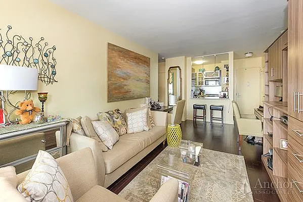 Sold by Anchor Associates | media 9