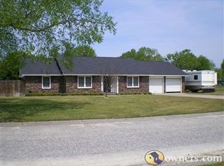 460 Planters Dr, Sumter, SC 29154