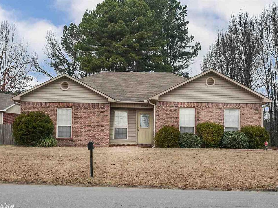 1st image of 2500 Emily Ln