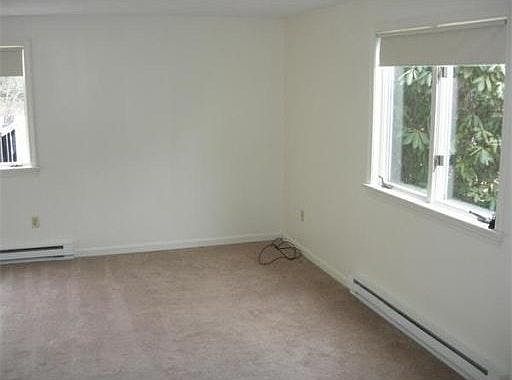 Spcious living room